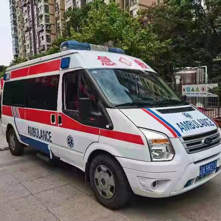 涧西长途救护车护送病人返乡